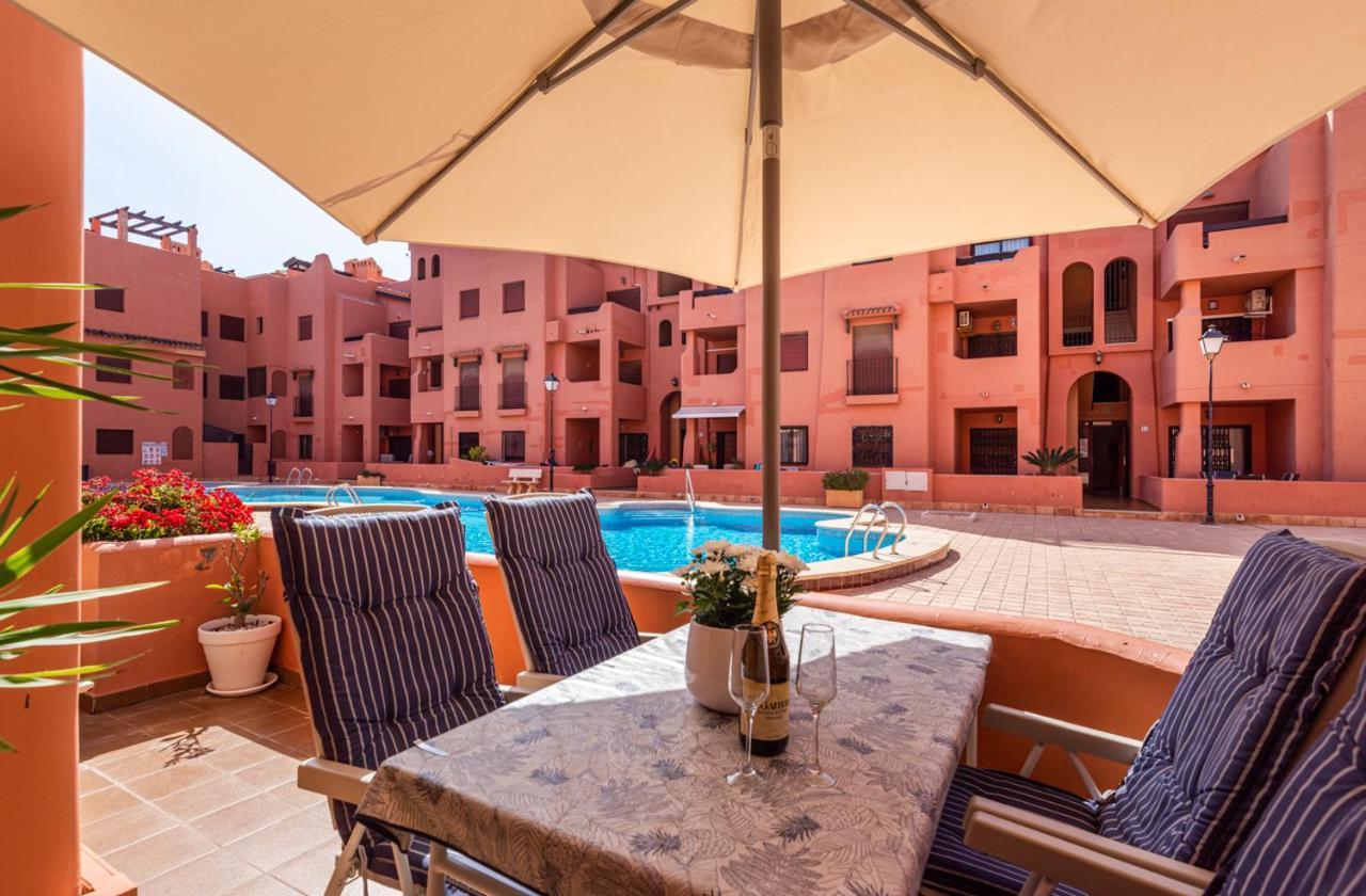 Apartamento La Dama Torrevieja Exterior foto