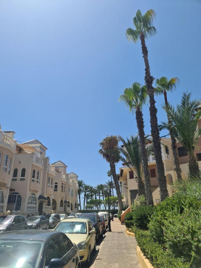Apartamento La Dama Torrevieja Exterior foto