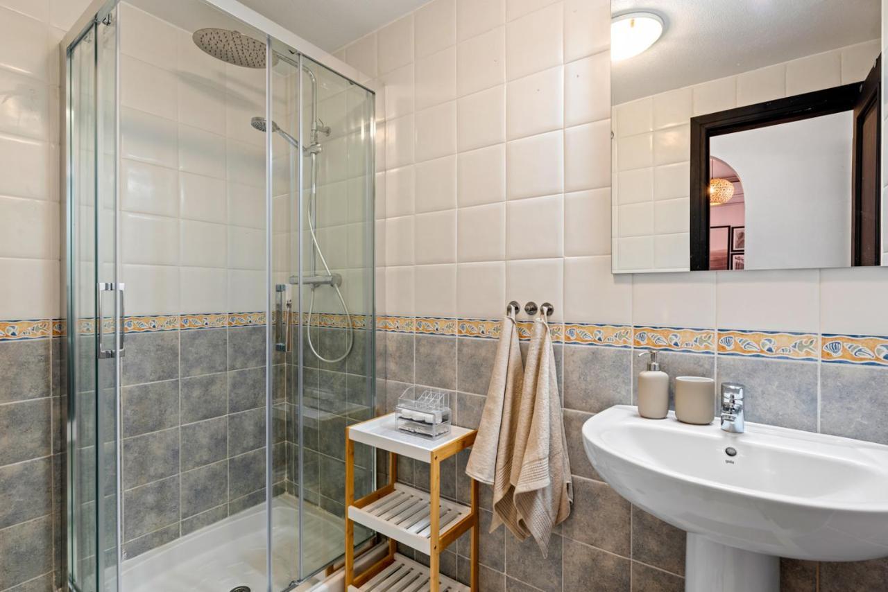 Apartamento La Dama Torrevieja Exterior foto