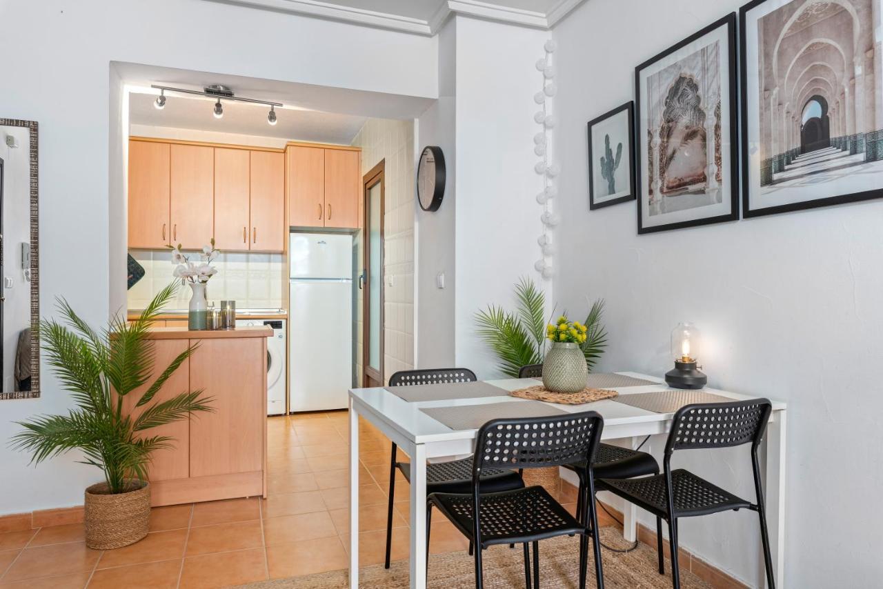 Apartamento La Dama Torrevieja Exterior foto